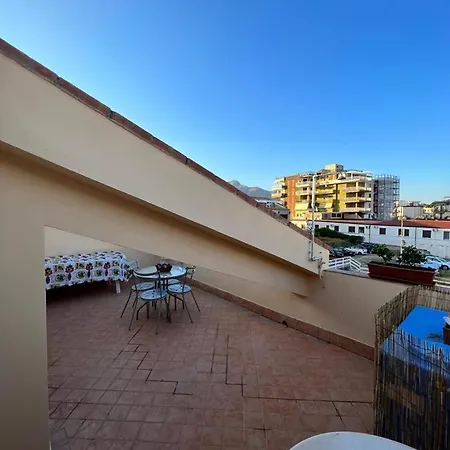 Capo Schiso Apartment
