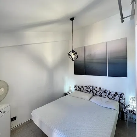Capo Schiso Apartment *