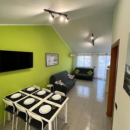 Capo Schiso Apartment *
